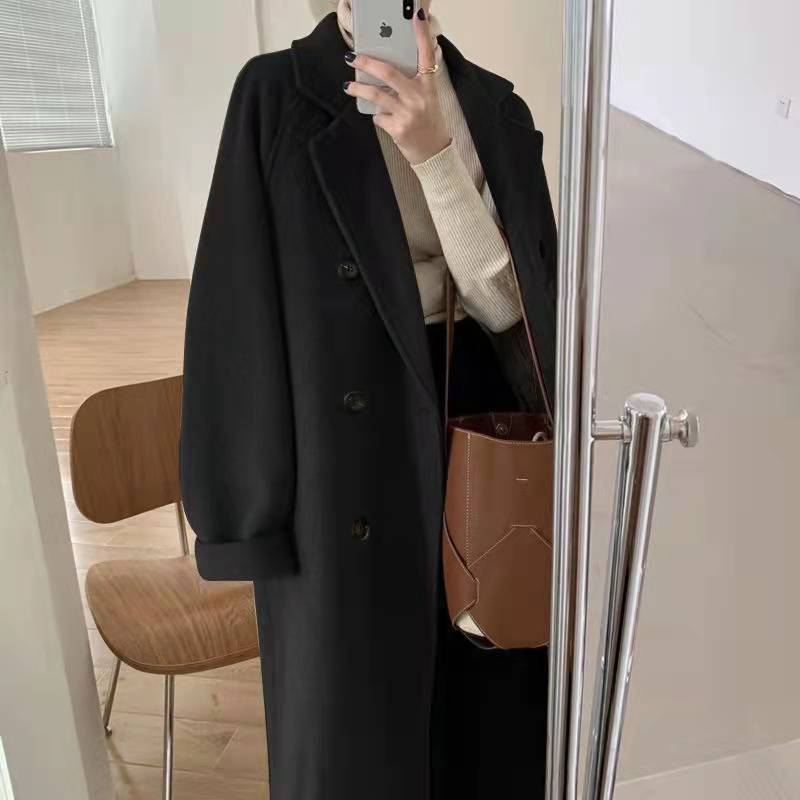Women's mid-length woolen coat