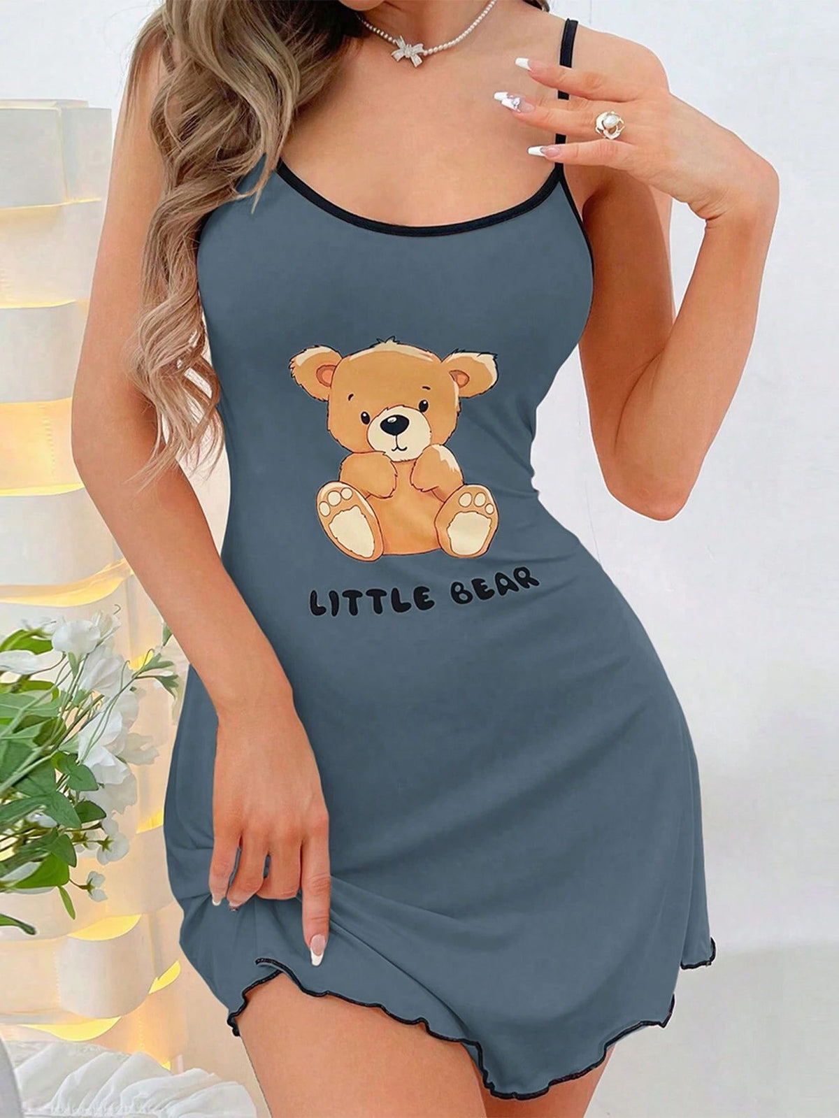 Women's nightgown