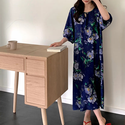 Women's nightgown