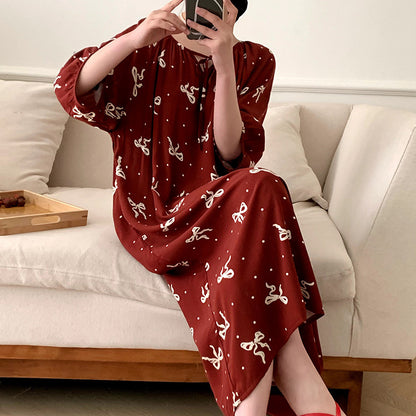 Women's nightgown