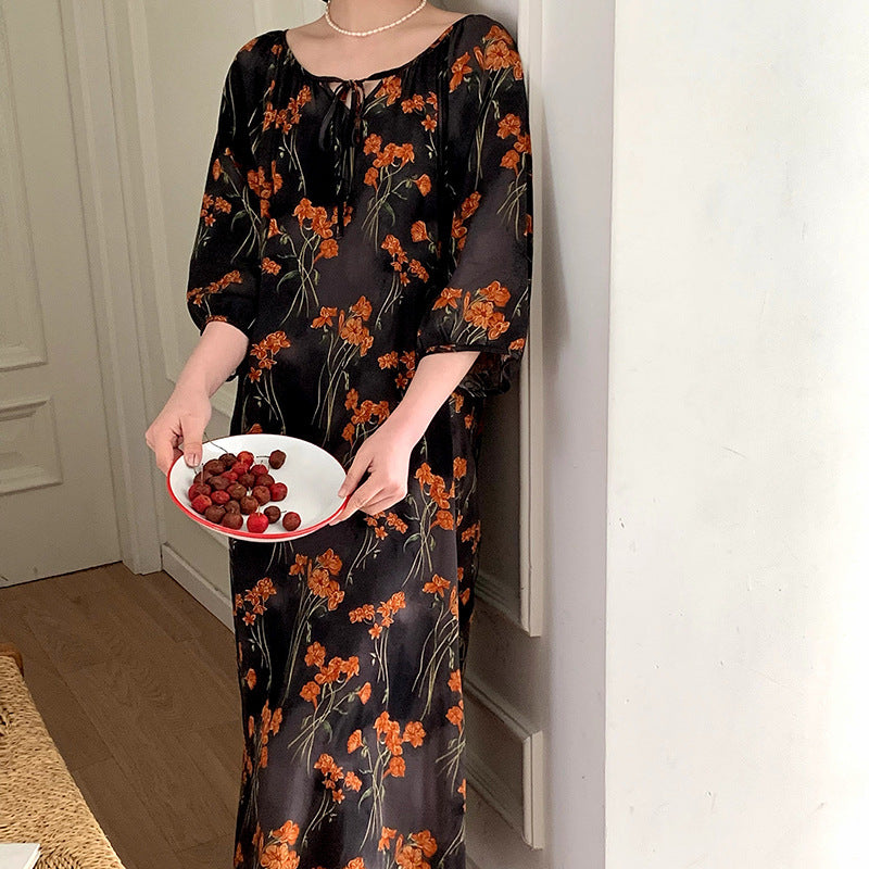 Women's nightgown