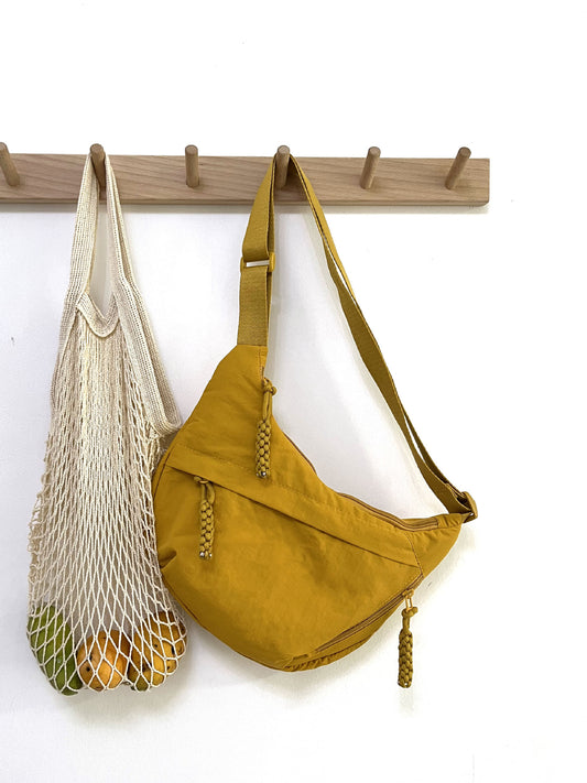 Women's Nylon Crossbody Dumpling Bag Large Capacity Travel Shoulder Bag