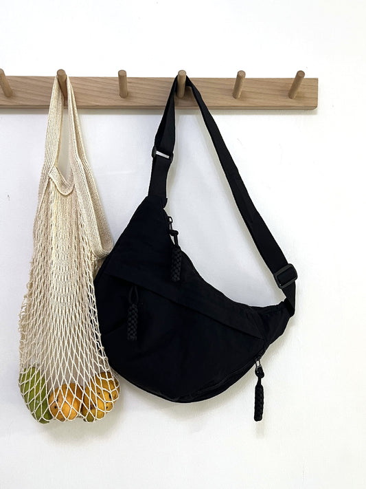 Women's Nylon Crossbody Dumpling Bag Large Capacity Travel Shoulder Bag