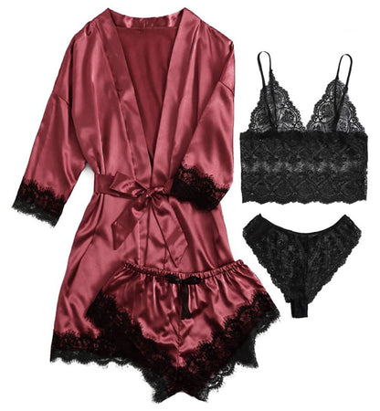 Women's pajama set of four pieces