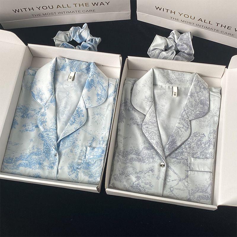 Women's pajamas