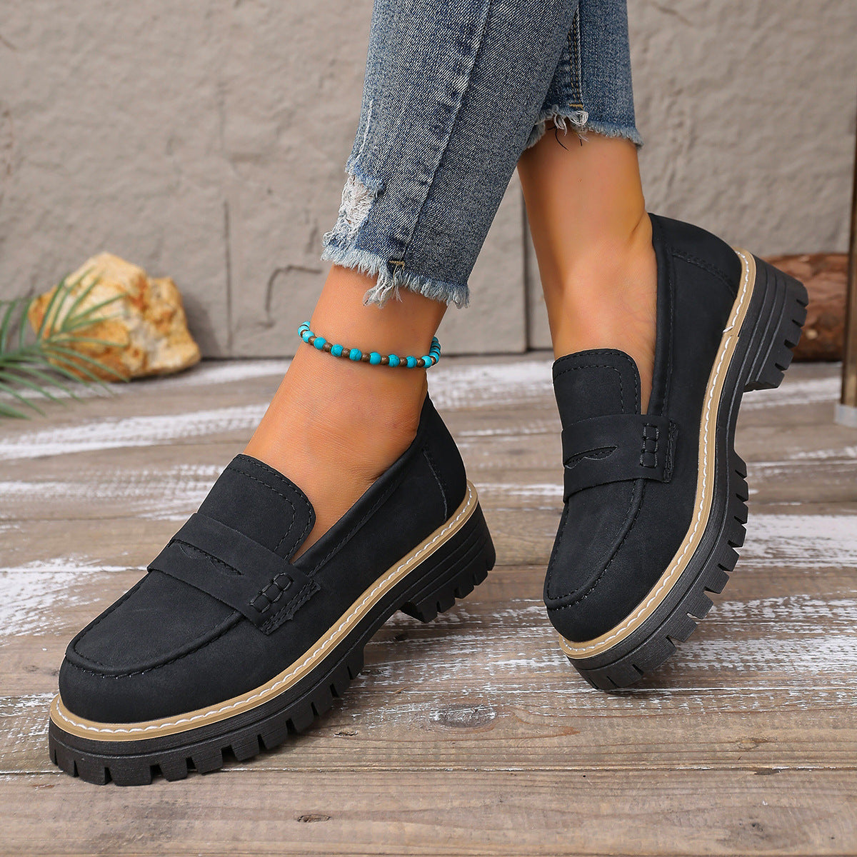 Women’s Platform Shoes with Velcro Closure