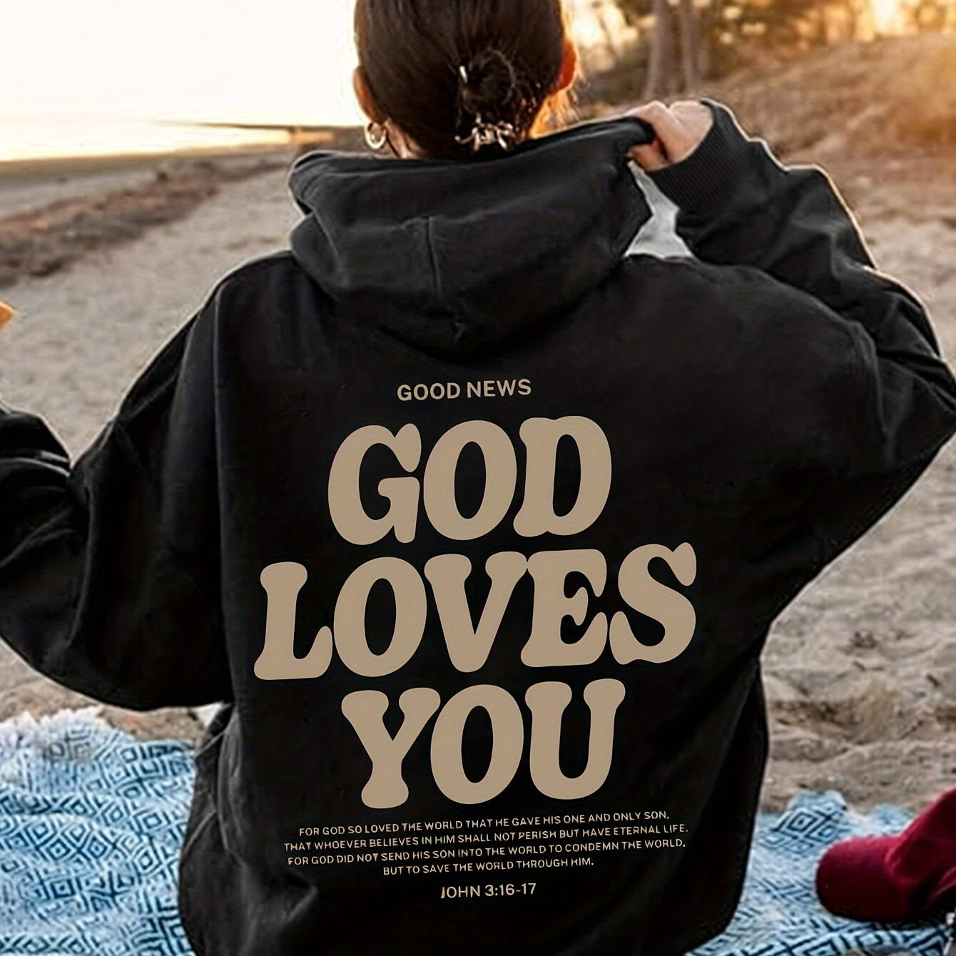 Women's Printed Hooded Sweatshirt