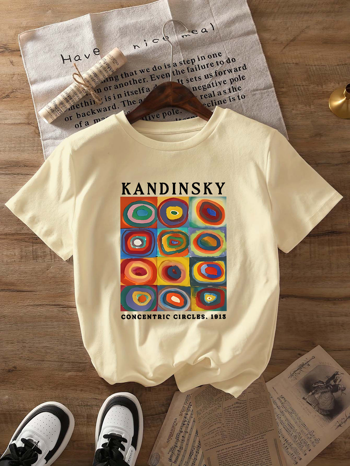 Women's round neck cartoon print short-sleeved top