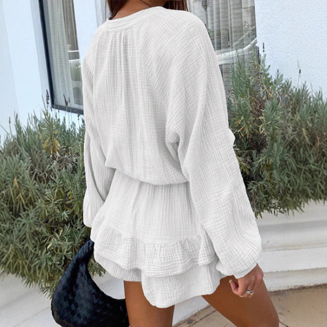 Women's round-neck lantern-sleeved dress