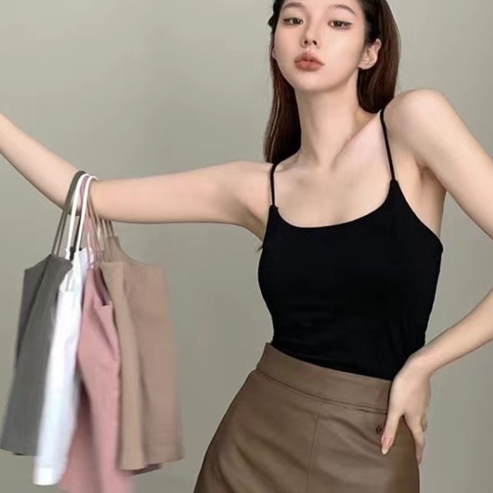 Women's Seamless Anti-exposure Tube Top with Built-in Bra