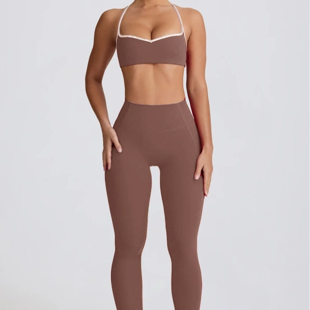 Women's Seamless Yoga Set with Supportive Fit