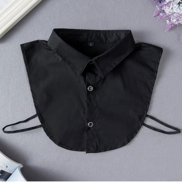 Women's shirt with detachable collar