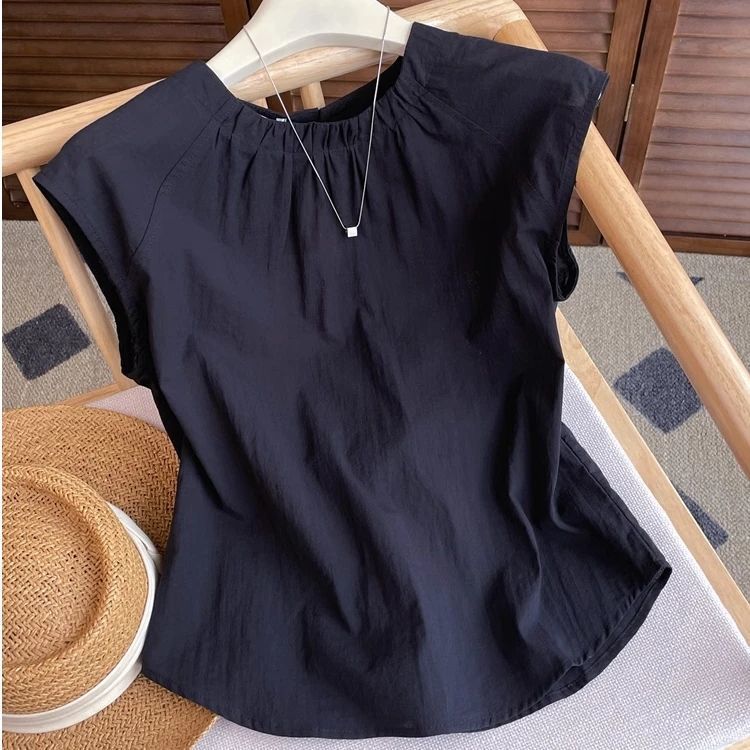 Women's Sleeveless Blouse