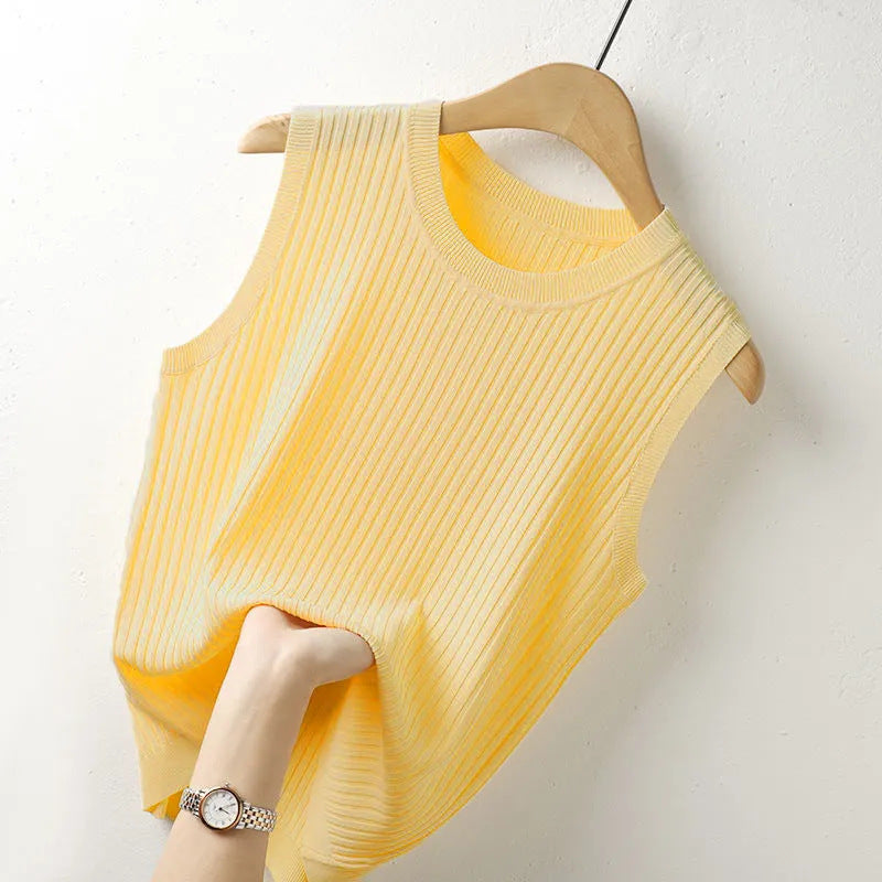 Women's sleeveless knitted solid-color outerwear