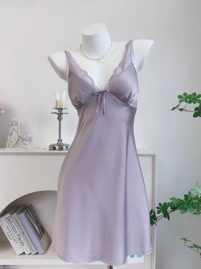 Women's Sleeveless V-Neck Nightgown