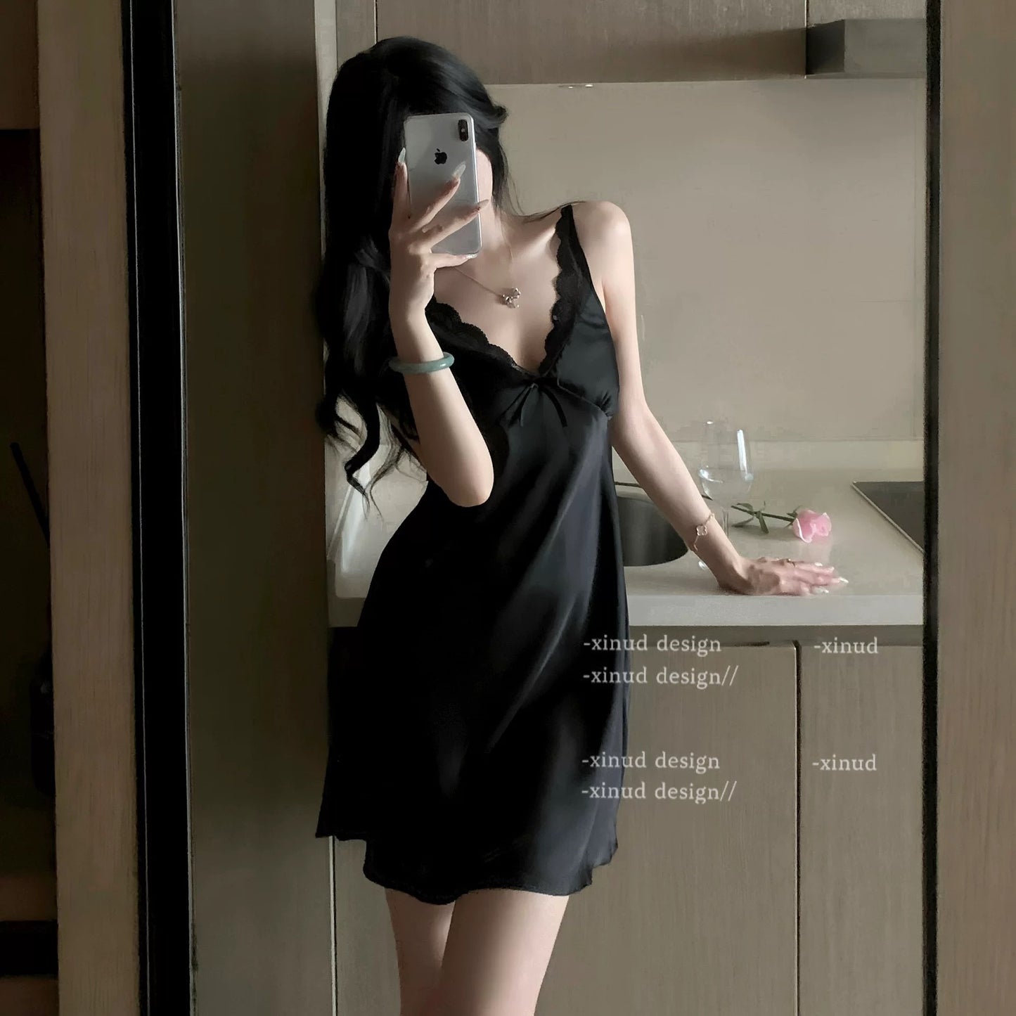 Women's Sleeveless V-Neck Nightgown