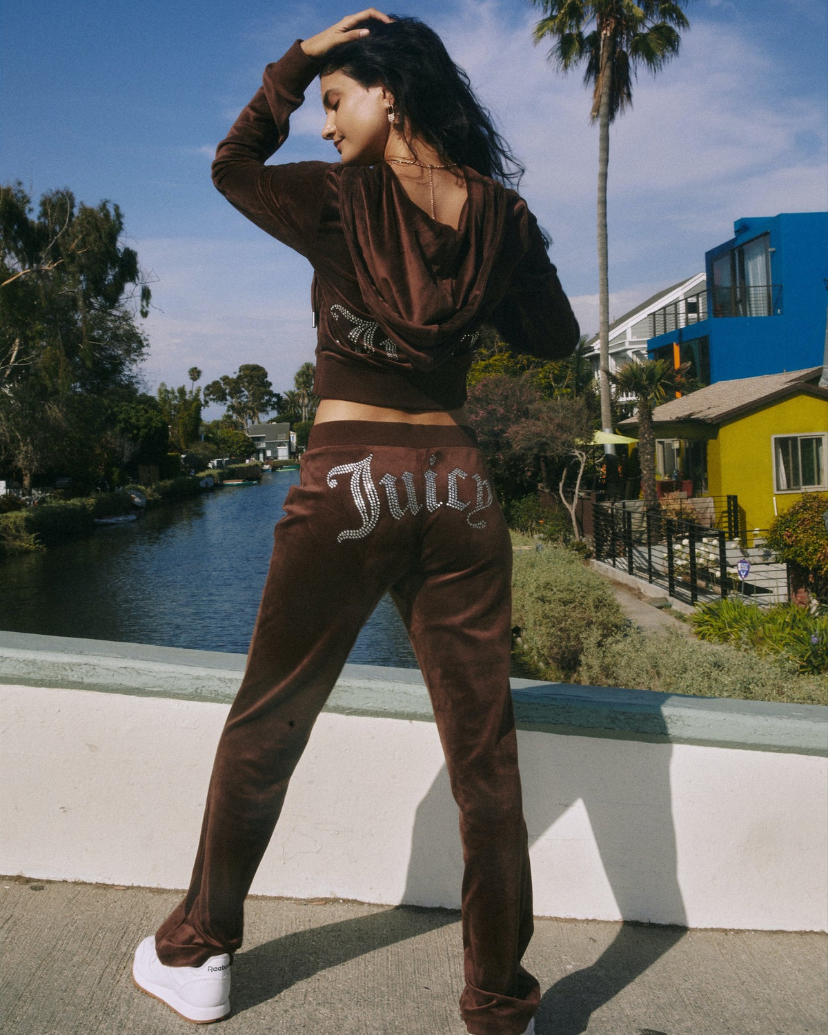 Women's sports casual suit