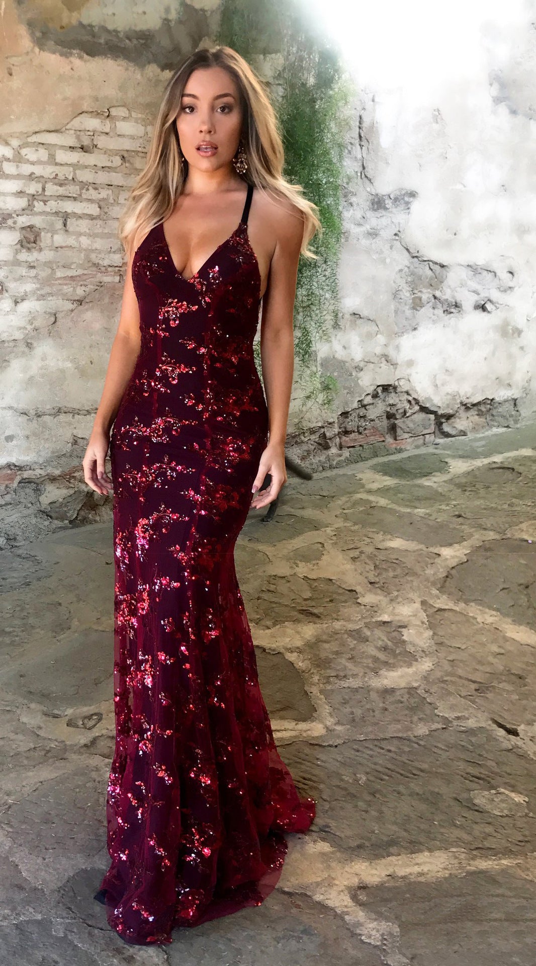 Women's Strappy V-Neck Sequins Dress