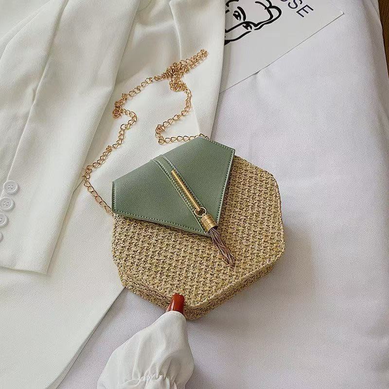 Women's Straw Woven Crossbody Bag with Tassel