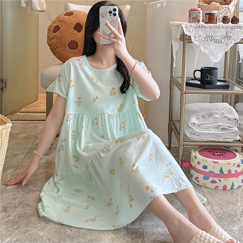 Women's summer nightdress with short sleeves