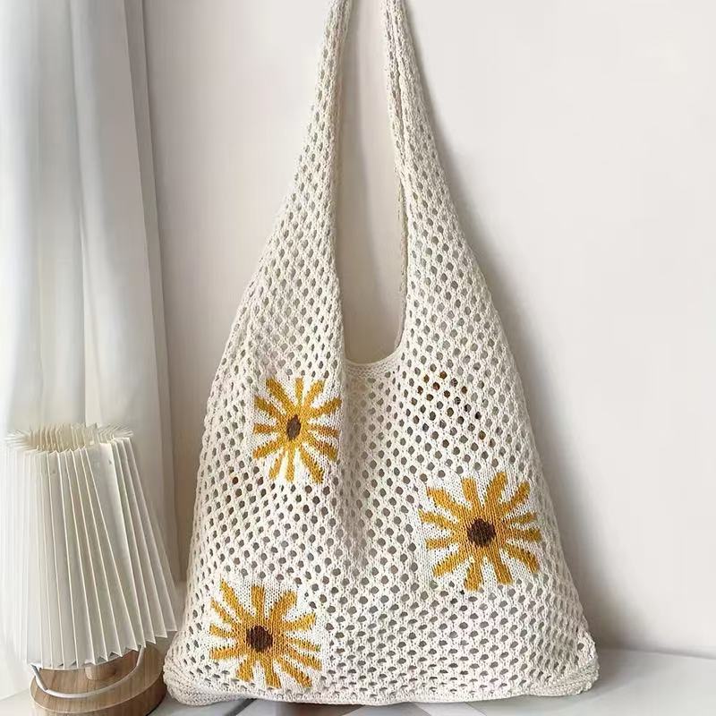Women's Summer Woven Straw Crossbody Bag