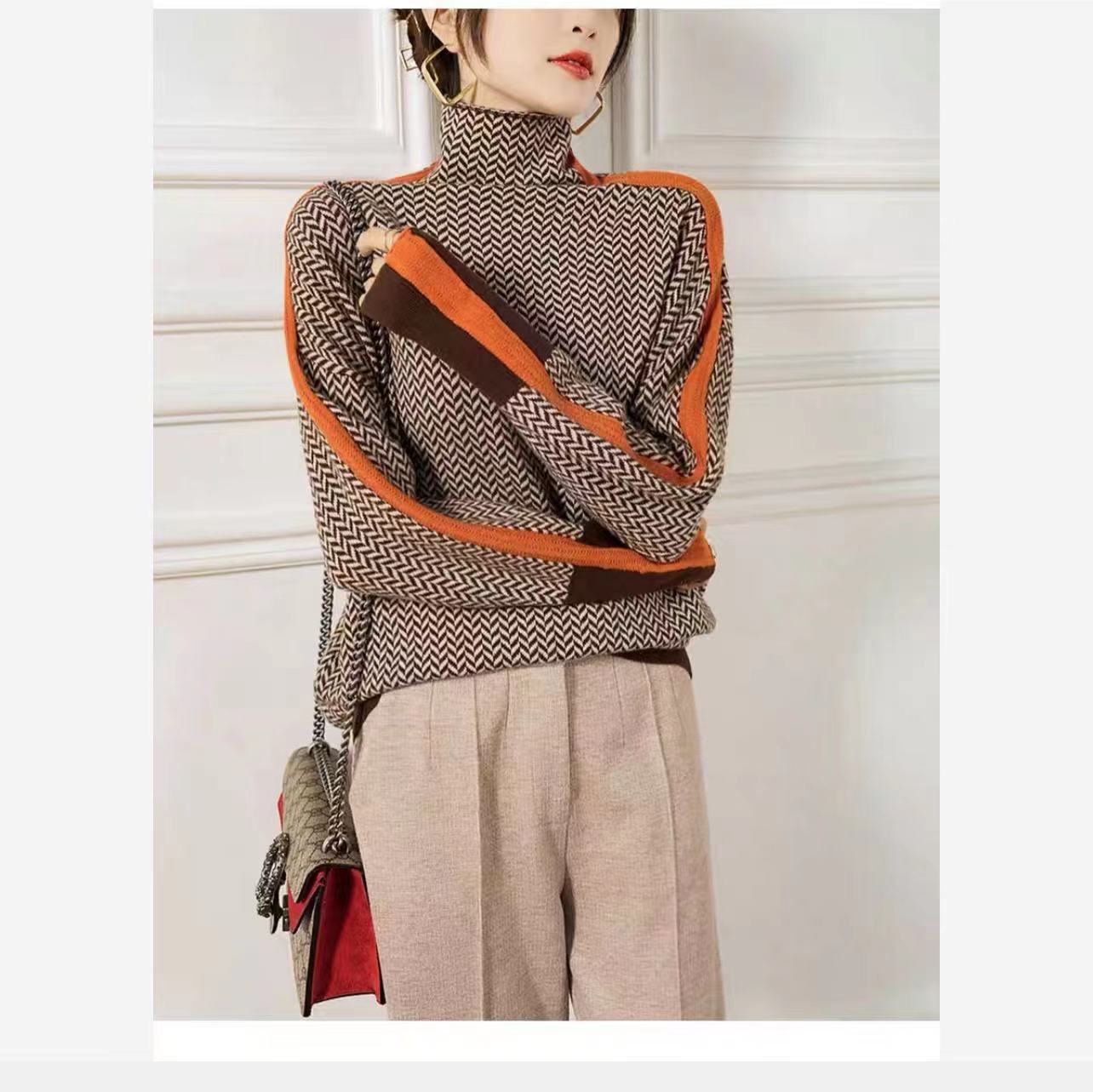 Women's Sweater