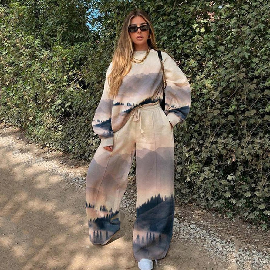 Women's sweatshirt suit