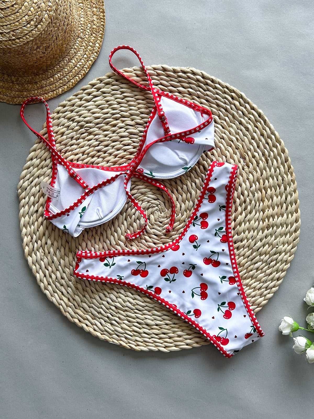 Women's swimming suits