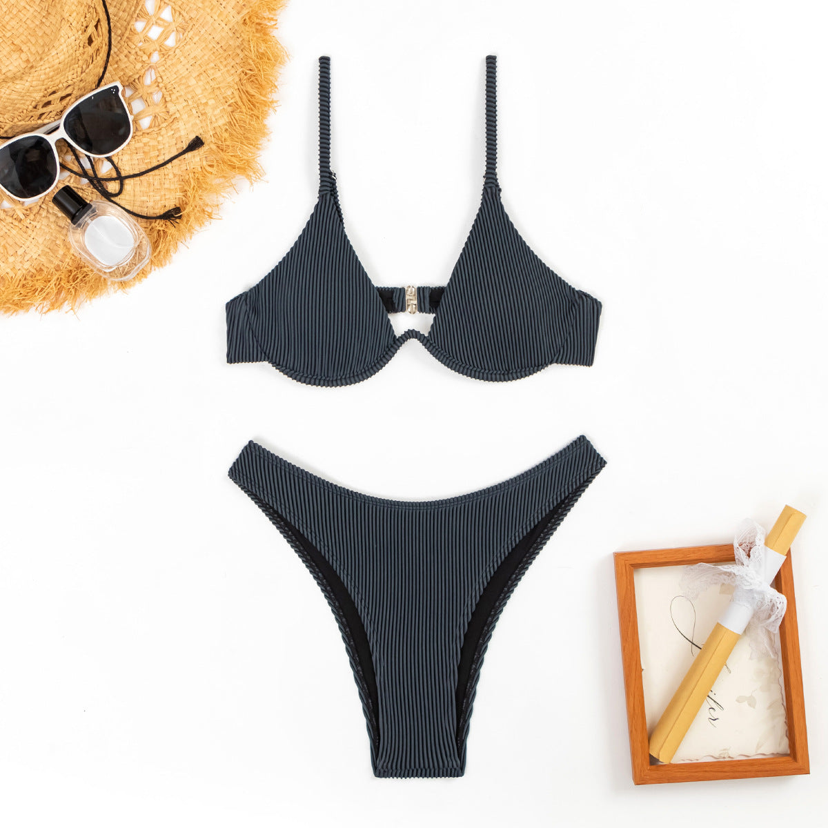 Women's Underwire Swimsuit