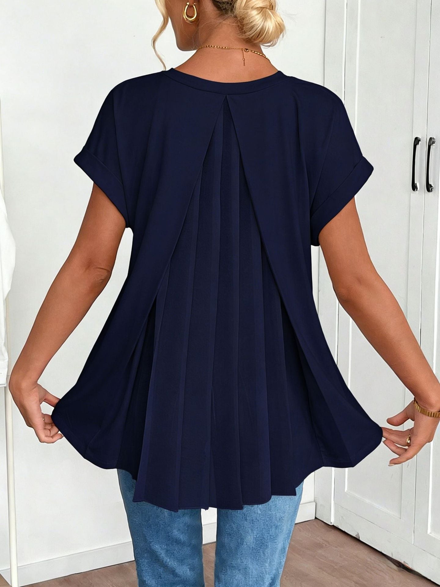 Women's V-Neck Knitted Top
