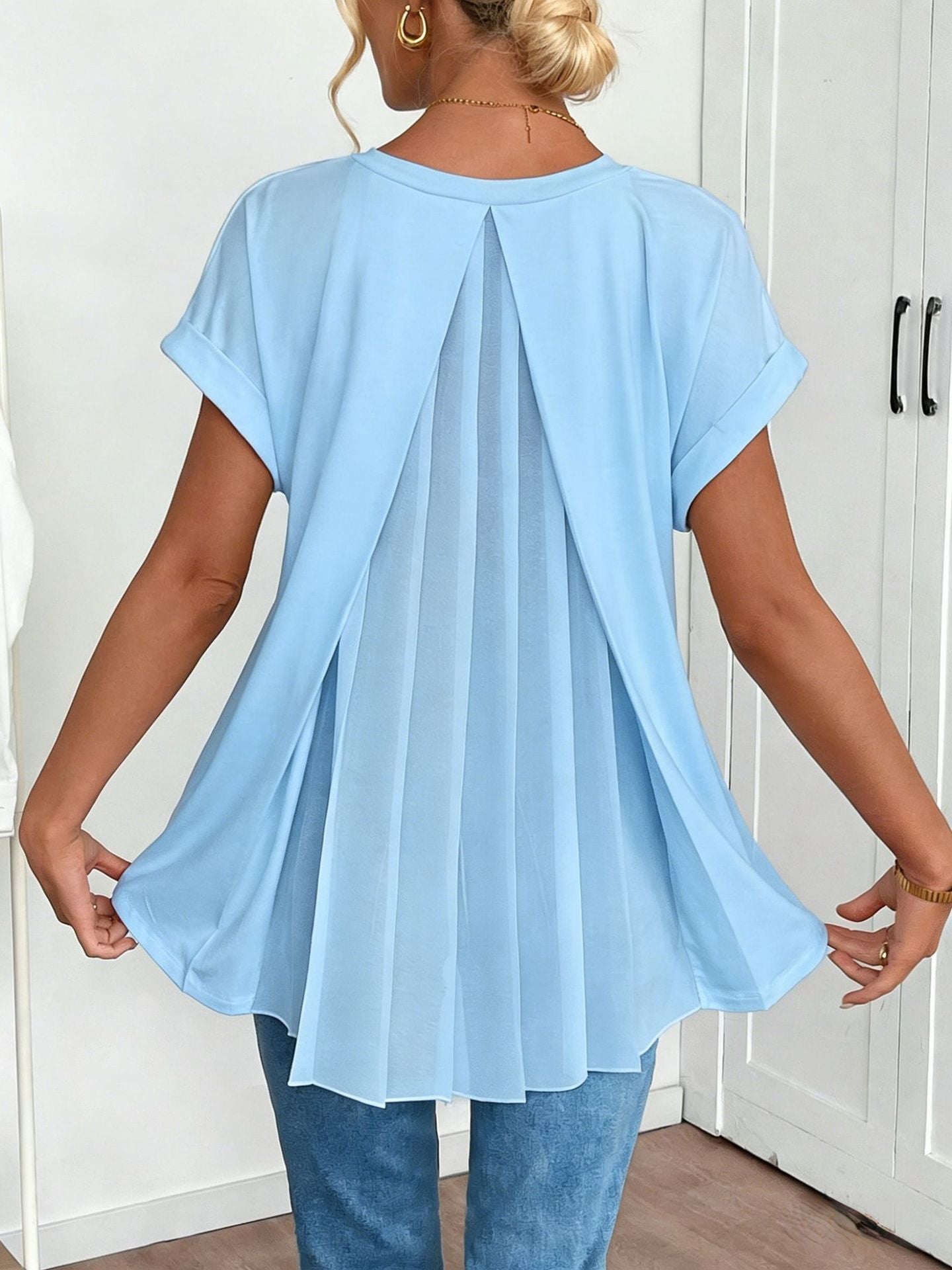 Women's V-Neck Knitted Top