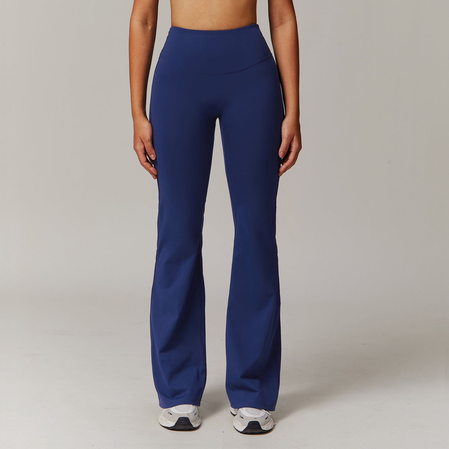 Women's wide-leg flared trousers