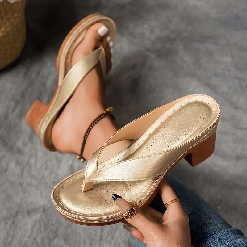 Women sandals
