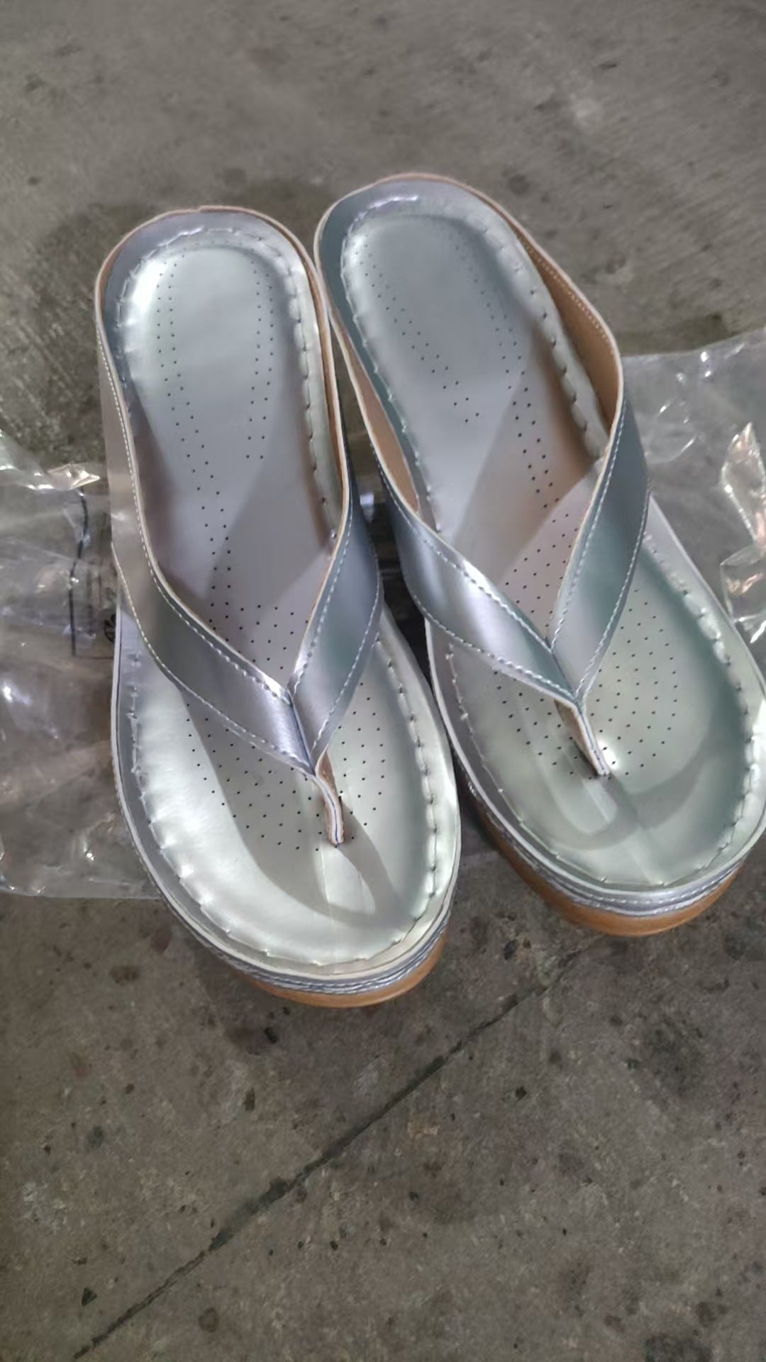 Women sandals