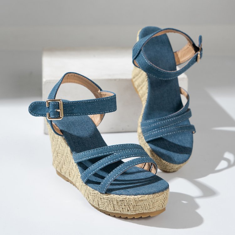 Women sandals