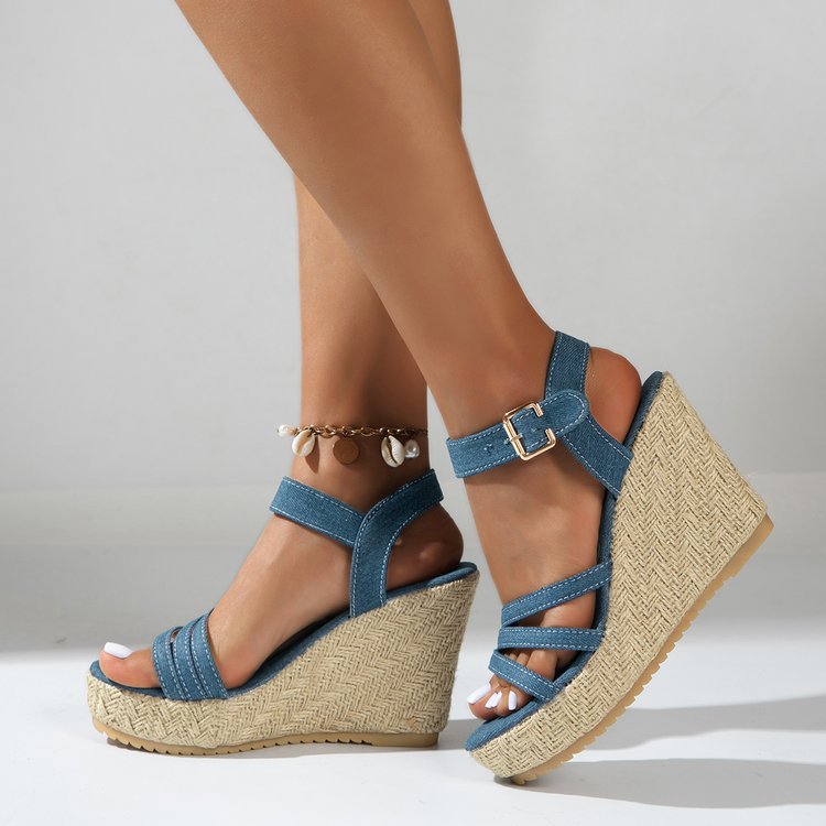 Women sandals