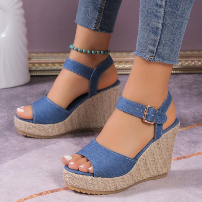 Women sandals
