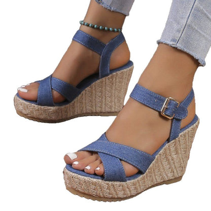 Women sandals