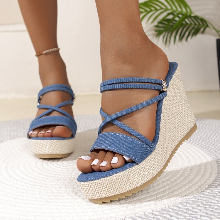 Women sandals