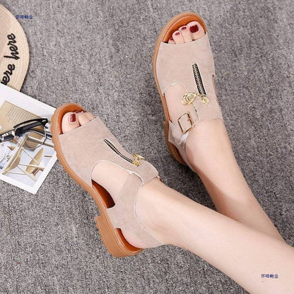 Women sandals