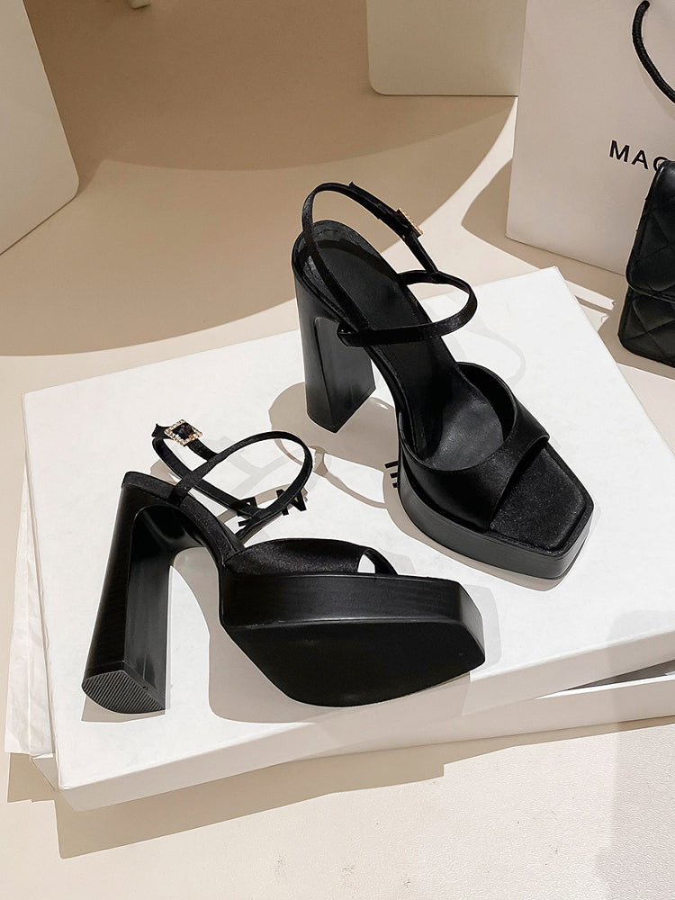 women sandals