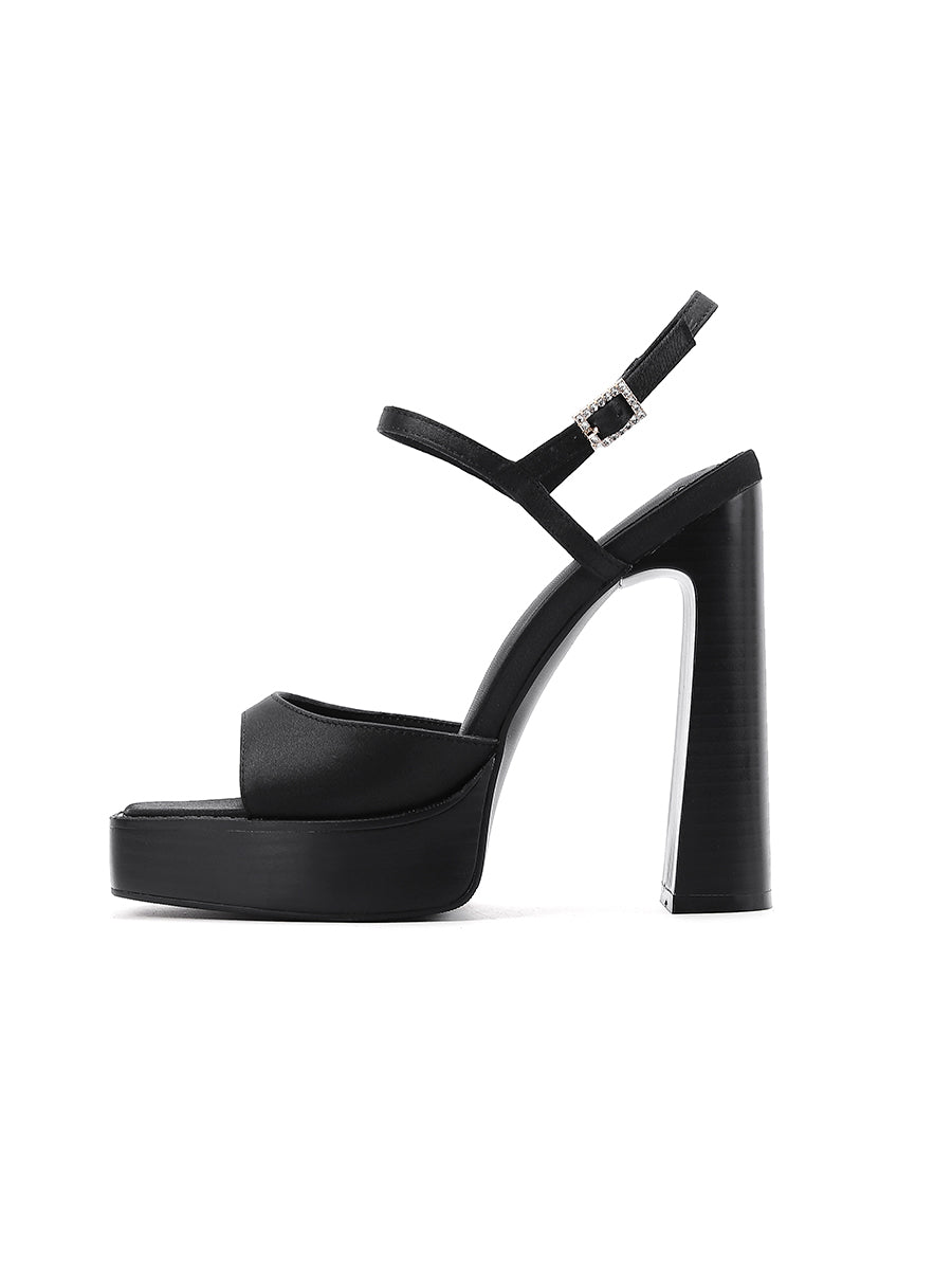 women sandals