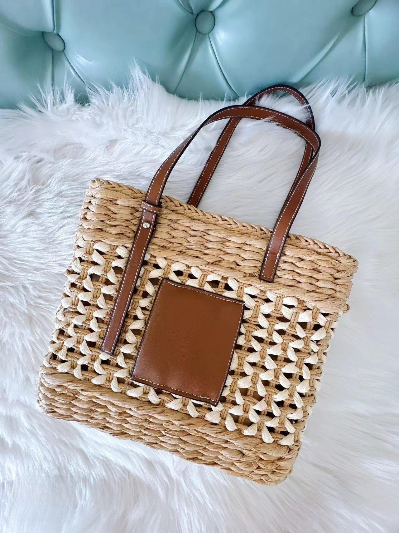 Women Straw Woven Shoulder Bag