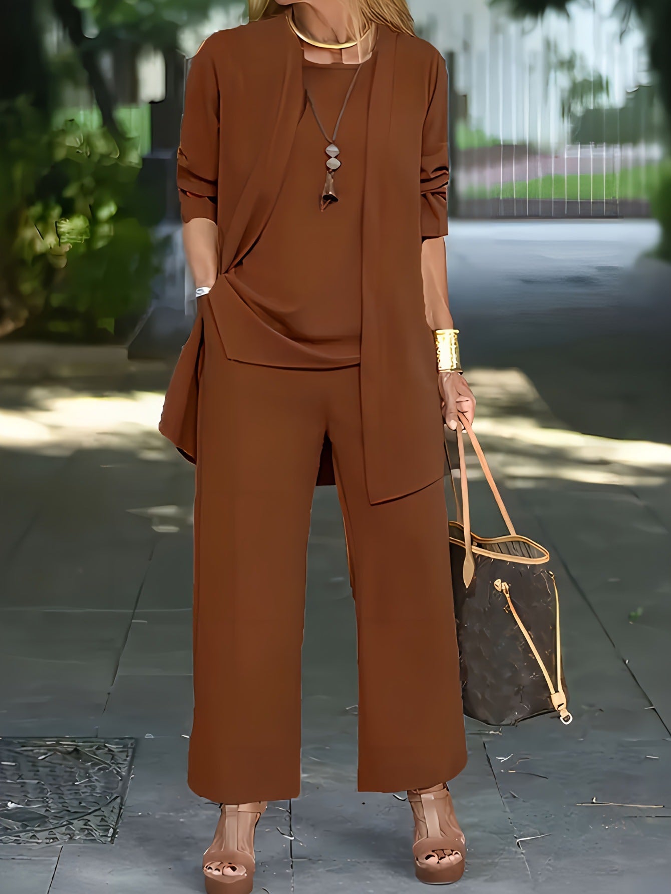 women suit set