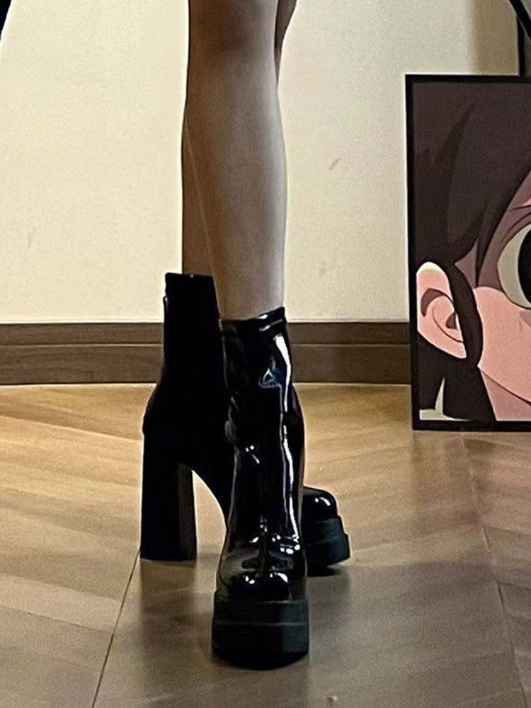 Womens Boots