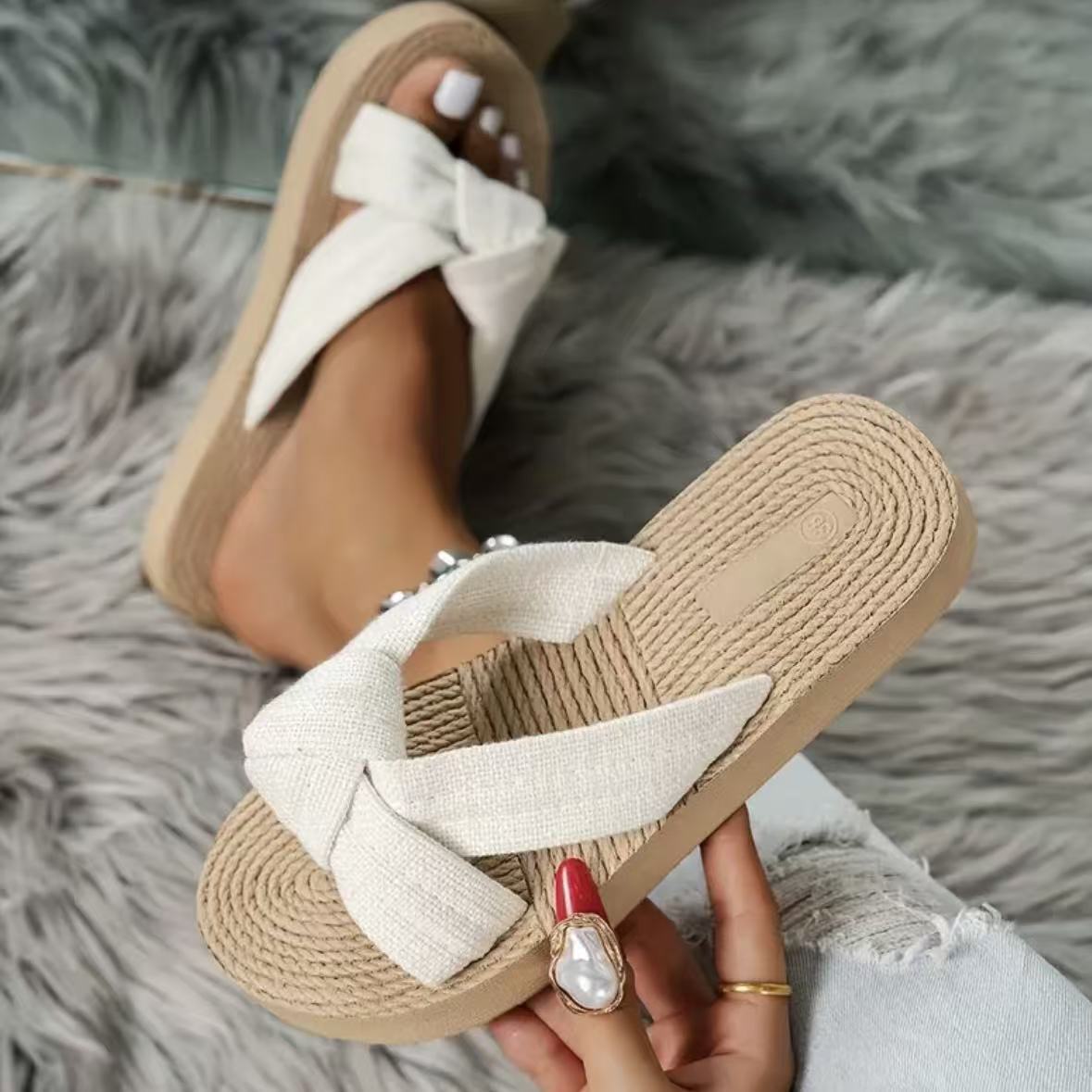 Womens Flat Sandals with Bowknot