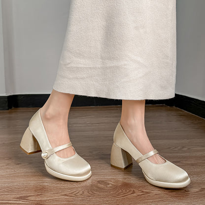 Womens heeled shoes