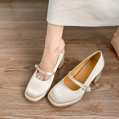 Womens heeled shoes
