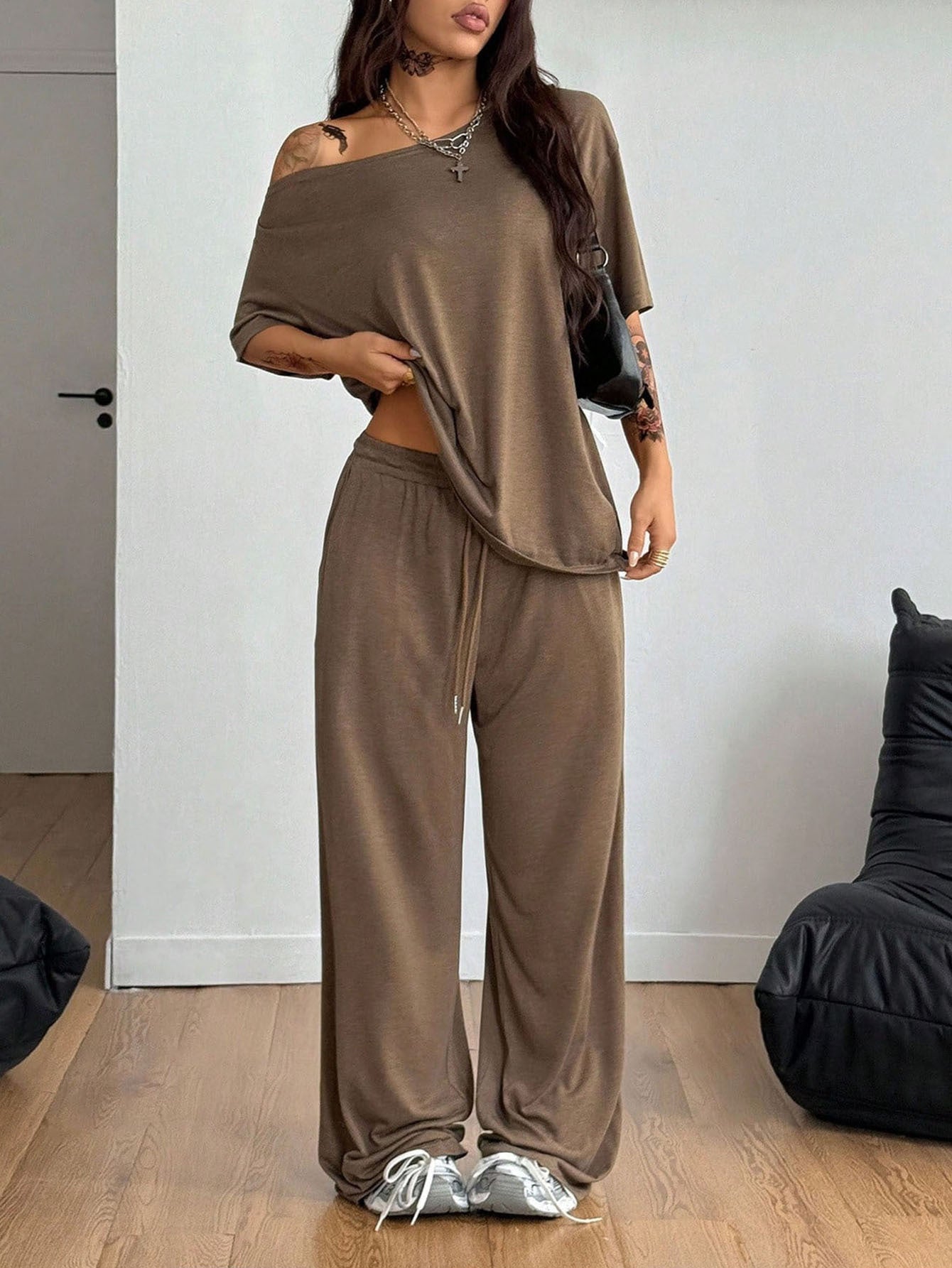 Womens High-Waisted Wide-Leg Sweatpants Set