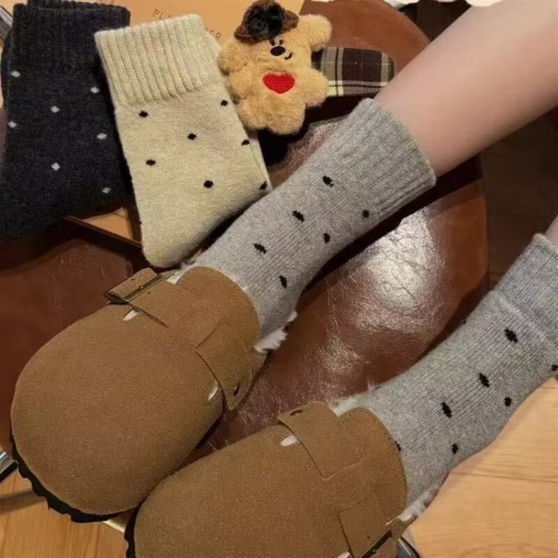 Womens Knitted Socks